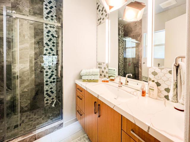 12 Varsity Circle, Rancho Mirage CA: https://media.crmls.org/mediaz/ec6971fc-3c15-45d7-88b0-882f3a0d95ce.jpg