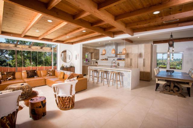 1047 Highland Dr, Del Mar CA: https://media.crmls.org/mediaz/ec6a4bcd-e39b-418b-aeec-b97f3e2625c5.jpg