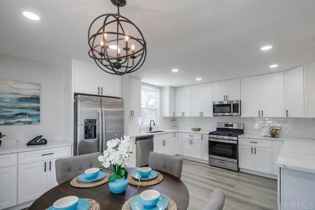 Detail Gallery Image 11 of 30 For 215 N R Ave, National City,  CA 91950 - 3 Beds | 1 Baths