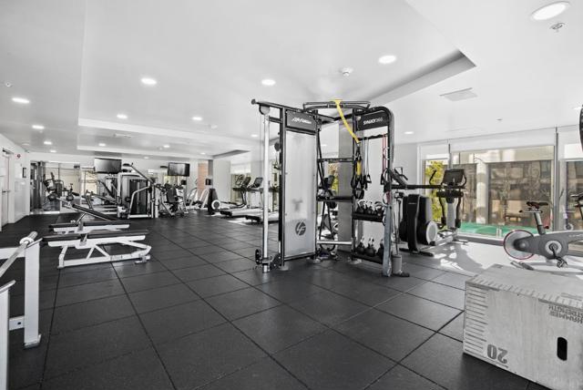 38 N Almaden Boulevard, San Jose CA: https://media.crmls.org/mediaz/ec6af246-208f-4370-b1aa-0d8c3fc06762.jpg