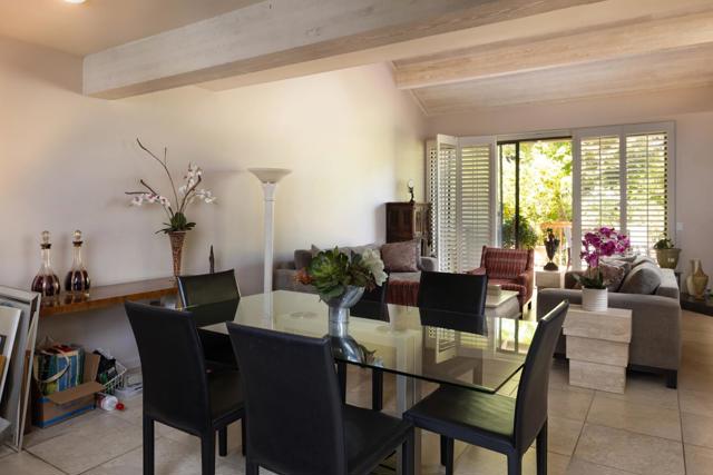 9662 Willow Court, Carmel CA: https://media.crmls.org/mediaz/ec6b5f7c-1ef6-4d13-90cb-e1fa6bebcb4f.jpg