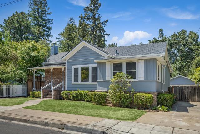 310 Johnson Avenue, Los Gatos CA: https://media.crmls.org/mediaz/ec6bb90a-9a4c-42bf-8308-f588f98d0536.jpg