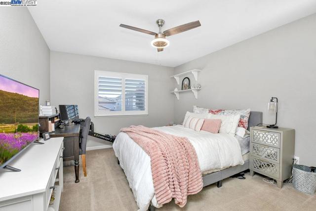 675 Merritt Ct, Discovery Bay CA: https://media.crmls.org/mediaz/ec6d018c-da6d-4d4d-925e-42e1c93df7a5.jpg