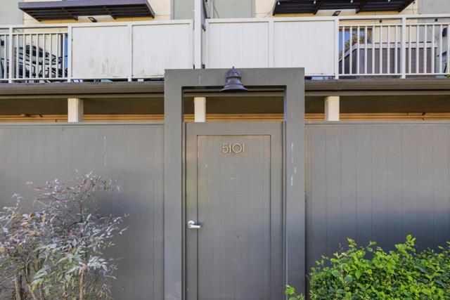 5101 Admiralty Lane, Foster City CA: https://media.crmls.org/mediaz/ec6d1e68-87e1-4f37-a074-2c77d30b8f26.jpg