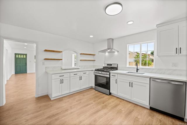 Detail Gallery Image 8 of 33 For 7080 Valley Way, Jurupa Valley,  CA 92509 - 3 Beds | 2 Baths