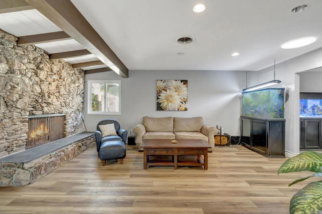 Detail Gallery Image 4 of 35 For 10743 Flambeau Pl, La Mesa,  CA 91941 - 4 Beds | 2 Baths