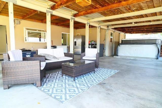 2394 Dryden Avenue, El Cajon CA: https://media.crmls.org/mediaz/ec731e79-d4db-4fb0-9687-93de1d844288.jpg
