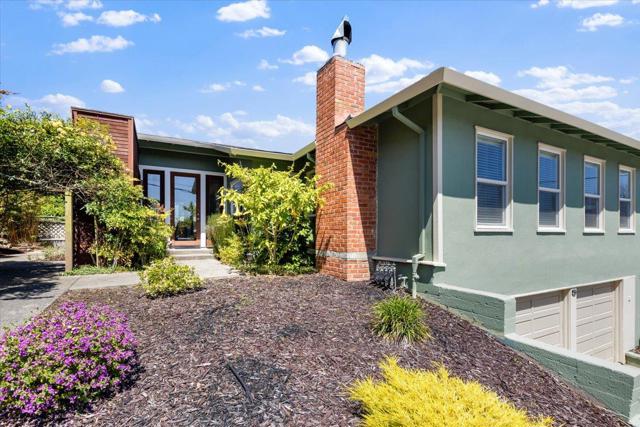 2310 Fleetwood Drive, San Bruno CA: https://media.crmls.org/mediaz/ec740a1f-c91c-4f4e-a6fb-a40d2cf643ec.jpg