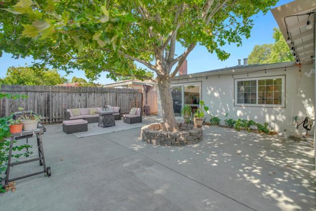 1909 Crestwood Drive, Antioch CA: https://media.crmls.org/mediaz/ec74730e-ddad-4af4-aca7-2f0f3185f742.jpg