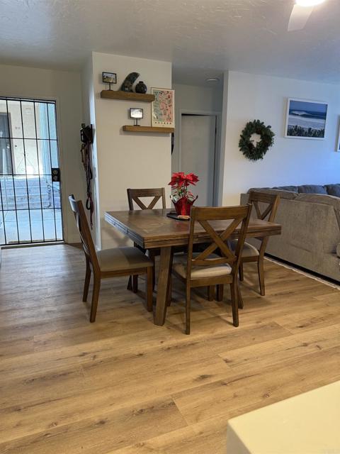 Detail Gallery Image 2 of 16 For 7704 Caminito Tingo #102,  Carlsbad,  CA 92009 - 2 Beds | 2 Baths