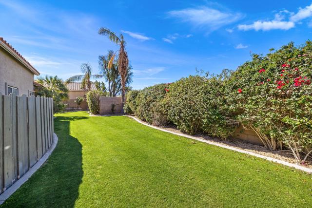 80055 Jasper Park Avenue, Indio CA: https://media.crmls.org/mediaz/ec759cfc-7fc6-4f5a-b996-9ca7d38d5832.jpg