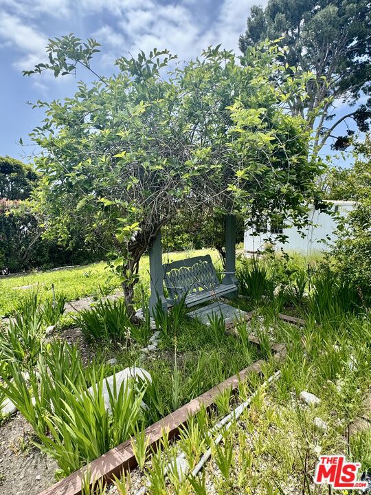 Drew Fenton | 27555 Pacific Coast Highway Malibu CA | MLS: 7292558