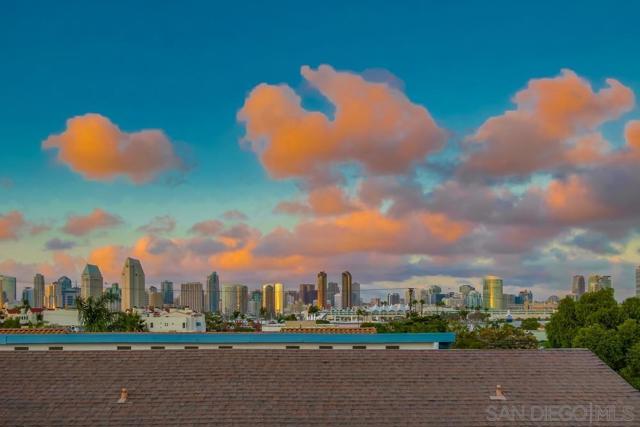 240 B Avenue, Coronado CA: https://media.crmls.org/mediaz/ec75cedb-43b8-4a09-9cd4-312322c9e8ca.jpg