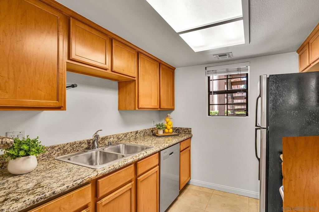 12059 Alta Carmel Court - photo 13