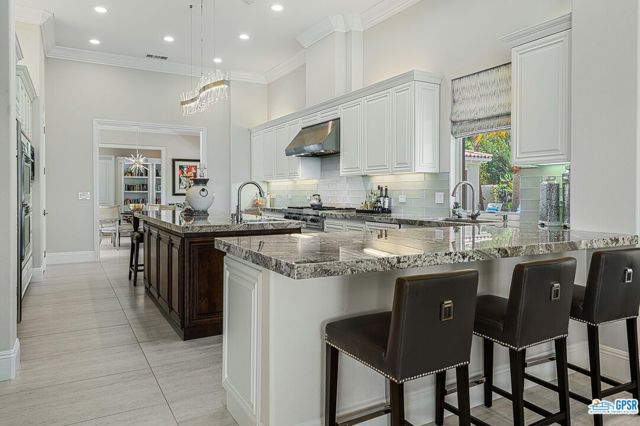 23268561 Listing Image 14