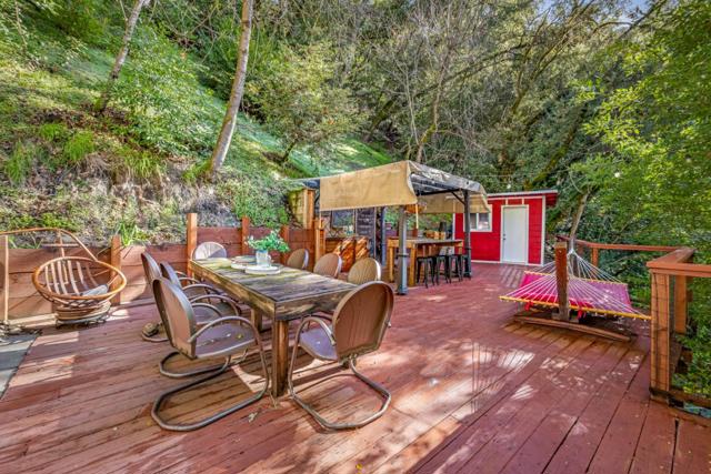 19495 Beardsley Road, Los Gatos CA: https://media.crmls.org/mediaz/ec791b45-97be-4d6e-a078-a8026baf1f2c.jpg