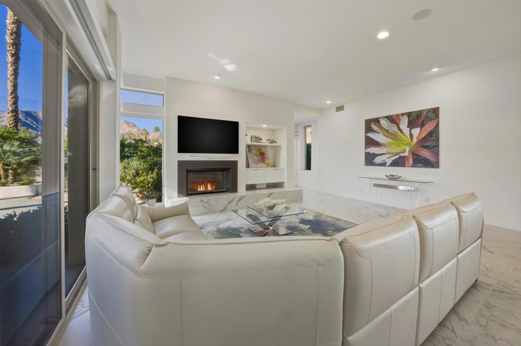 MLS #219139882DA image #4