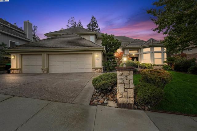 729 Montevino Dr, Pleasanton CA: https://media.crmls.org/mediaz/ec7b4f46-3be5-4ebb-9142-d4c6249de75a.jpg