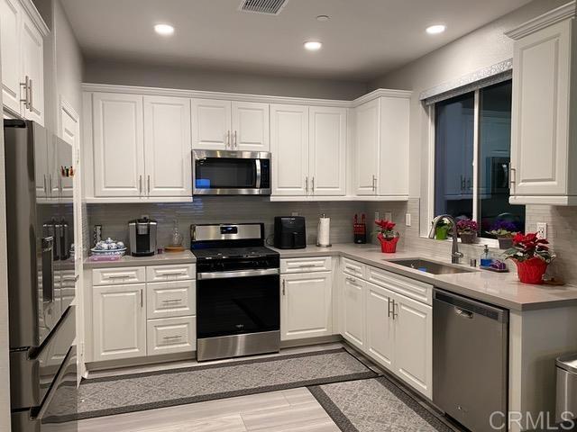 Image 12 of 16 For 8510 Goldfield Street