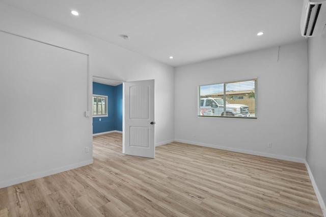 1195 Georgia A-C, Imperial Beach CA: https://media.crmls.org/mediaz/ec7ba382-afeb-4422-832a-13c9130ee0bd.jpg