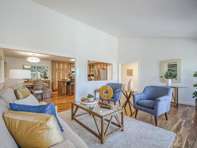 609 Encino Drive, Aptos CA: https://media.crmls.org/mediaz/ec7c6628-29b4-45d0-b5d6-27f53187ef39.jpg