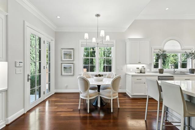 1355 Arbor Avenue, Los Altos CA: https://media.crmls.org/mediaz/ec7e4627-1c88-4840-83b6-64e46c45886e.jpg