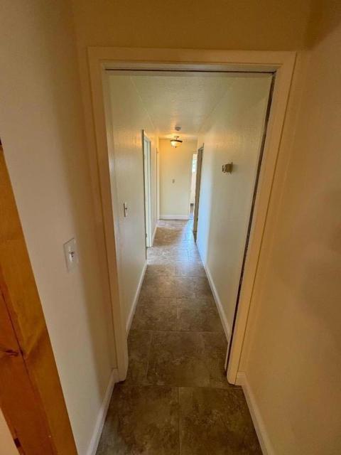 36176 Mile End Road, Soledad CA: https://media.crmls.org/mediaz/ec7eadf3-718f-483c-848d-247e90ca30b4.jpg