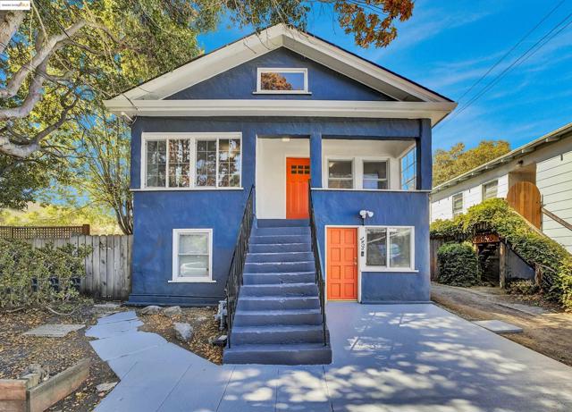 2406 10th, Berkeley CA: https://media.crmls.org/mediaz/ec7ef634-5f9b-449d-b4de-a86af2c0ef45.jpg