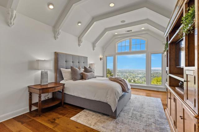 16541 Cypress Way, Los Gatos CA: https://media.crmls.org/mediaz/ec7f26d2-9063-4744-a16a-df0ae6b6b6a4.jpg