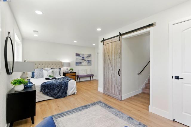 19157 Parsons Ave, Castro Valley CA: https://media.crmls.org/mediaz/ec80a6e4-5879-4431-b10a-d5ca3d5dd829.jpg