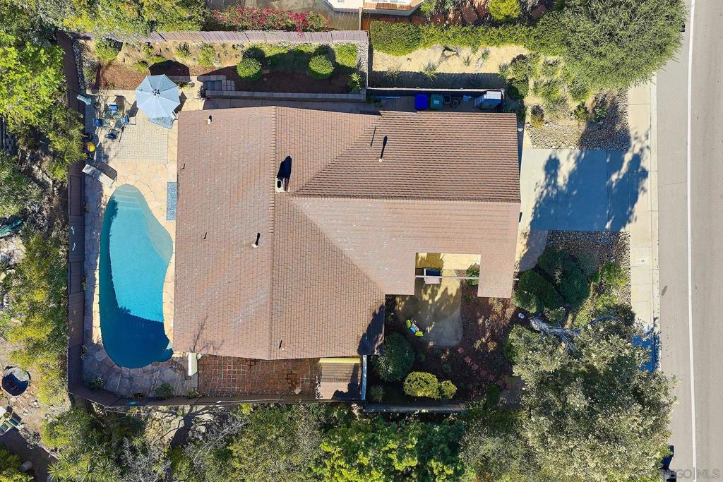 MLS #250043043SD image #26