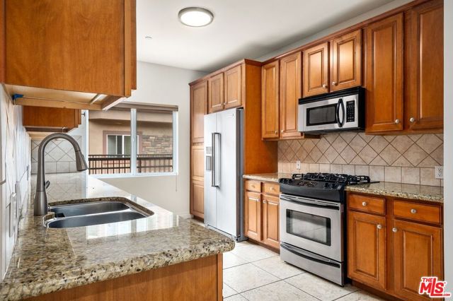 5241 Colodny Drive, Agoura Hills CA: https://media.crmls.org/mediaz/ec830c17-4075-432c-bf02-cfe8c0108ba3.jpg