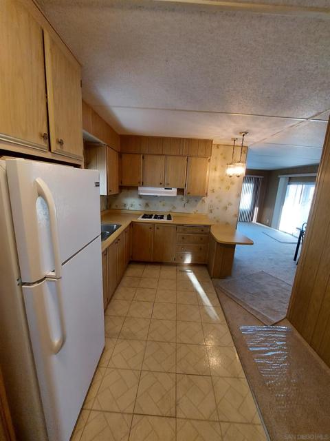 501 Anita Street, Chula Vista CA: https://media.crmls.org/mediaz/ec830d45-2524-4953-acf4-fe722a4b2c45.jpg