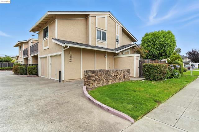 14617 Doolittle Dr, San Leandro CA: https://media.crmls.org/mediaz/ec835979-0179-4df7-a7de-6105e3a28473.jpg