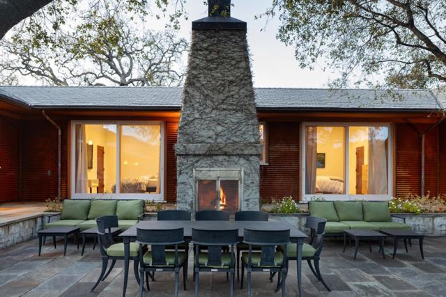18 Touche, Carmel CA: https://media.crmls.org/mediaz/ec84aa08-8e0a-4a9d-a42d-379896dd52fe.jpg