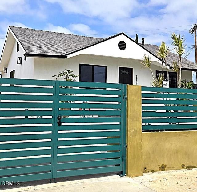 1121 La Puerta Street, Los Angeles CA: https://media.crmls.org/mediaz/ec84b24e-8901-4274-801c-3029e72153f9.jpg