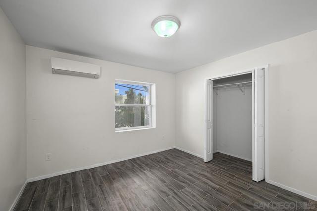 1821 25 Cypress Ave, San Diego CA: https://media.crmls.org/mediaz/ec85000d-608c-45da-9358-62a660b83226.jpg