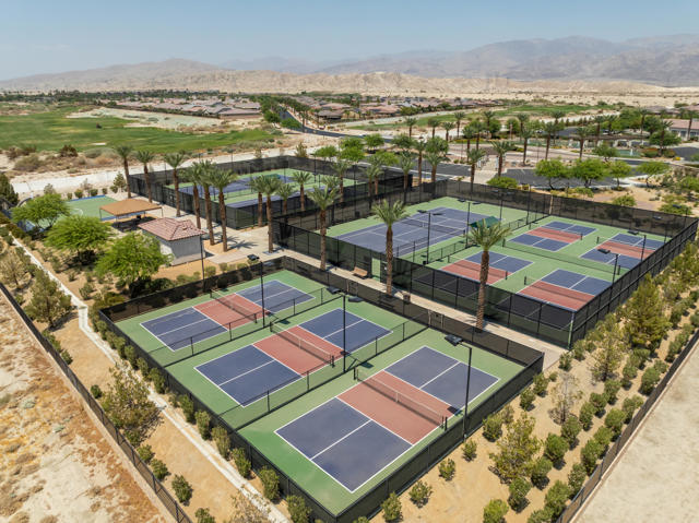 Image 79 of 86 For 43595 Vacanza Court