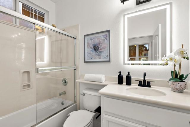 34298 Torrey Pine Lane, Union City CA: https://media.crmls.org/mediaz/ec854a01-bea1-4cb2-8003-e3741063d5f3.jpg