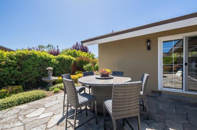 22470 Estoque Place, Salinas CA: https://media.crmls.org/mediaz/ec856203-6bd0-409c-b7bb-2a143723ab26.jpg