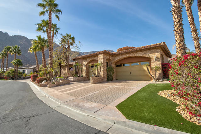 77170 Casa Del Sol, La Quinta CA: https://media.crmls.org/mediaz/ec8562e5-18d6-4b66-9772-335df94ded57.jpg