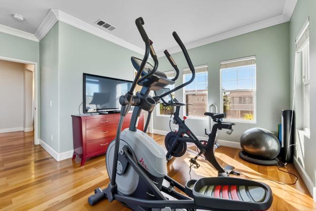 Detail Gallery Image 40 of 56 For 11313 Wild Meadow Pl, San Diego,  CA 92131 - 5 Beds | 4/1 Baths