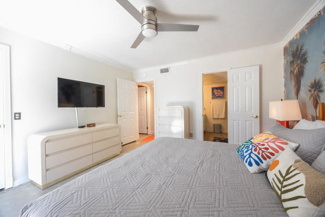 1181 Sunflower Lane, Palm Springs CA: https://media.crmls.org/mediaz/ec87ab2a-681d-4070-be2b-30b1eb06aa61.jpg