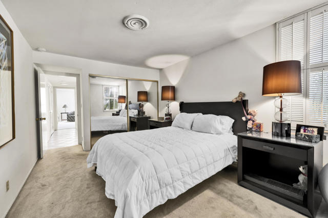 211 E Canyon Vista Drive, Palm Springs CA: https://media.crmls.org/mediaz/ec87f5a5-e0ef-4b40-8ab1-32982fed2c19.jpg