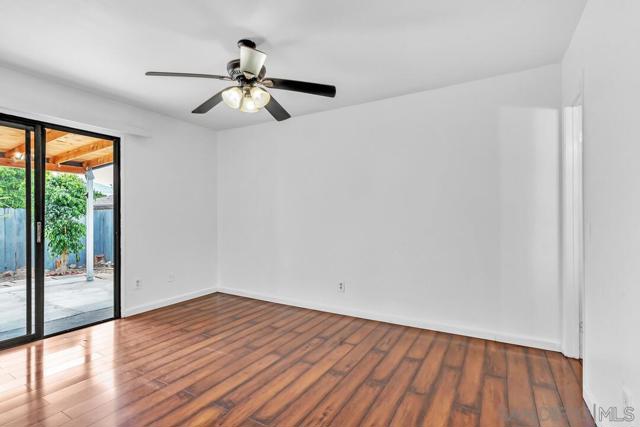 935 Ramona Ave, Spring Valley CA: https://media.crmls.org/mediaz/ec880810-2a93-4da6-af80-80ed3735f284.jpg