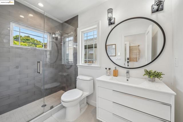 803 Evelyn Ave, Albany CA: https://media.crmls.org/mediaz/ec889a5f-22b8-475d-9fdc-51dddb24923e.jpg