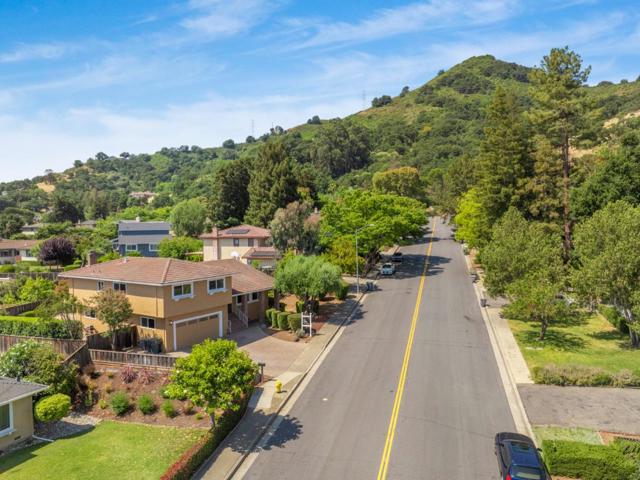 810 W Main Avenue, Morgan Hill CA: https://media.crmls.org/mediaz/ec8903ef-11e6-4b5e-b4b5-6c2086f527ef.jpg