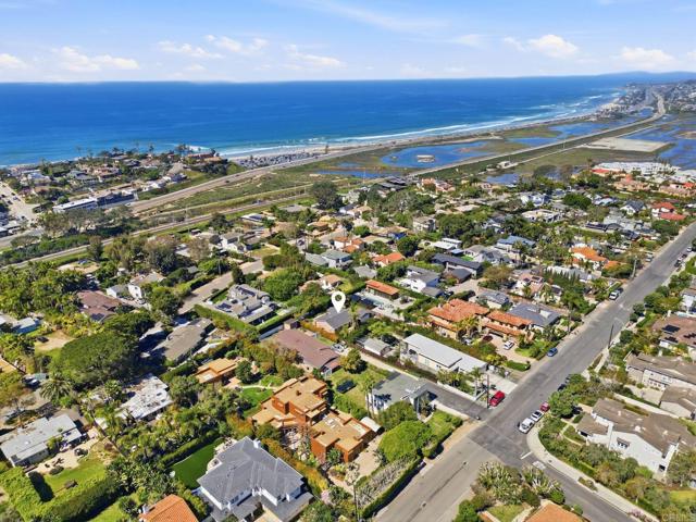 Detail Gallery Image 31 of 32 For 637 N Rios Ave, Solana Beach,  CA 92075 - 4 Beds | 1/1 Baths