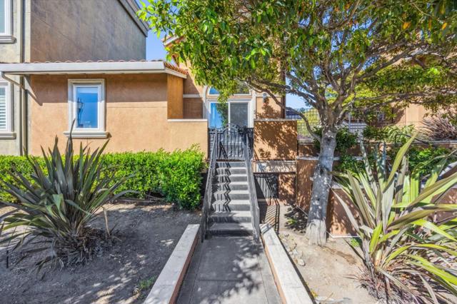 401 S Norfolk Street, San Mateo CA: https://media.crmls.org/mediaz/ec8b2c3a-0fa7-46df-90b4-f1aebdc6958f.jpg