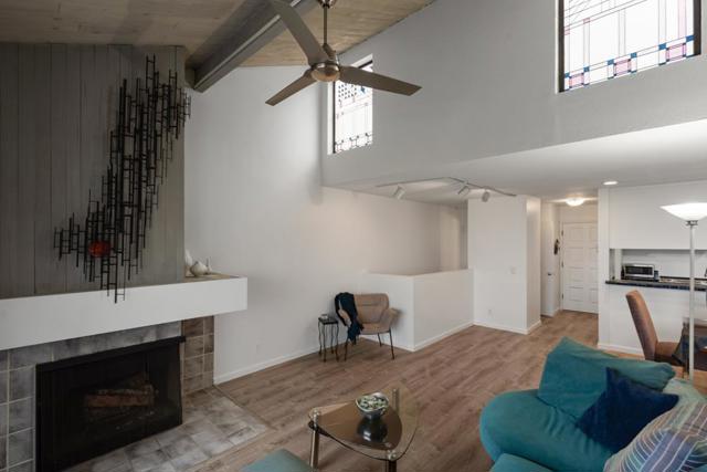 2101 Shore Line Drive, Alameda CA: https://media.crmls.org/mediaz/ec8c4fe4-9c62-4c66-ab70-f50ab55ec358.jpg